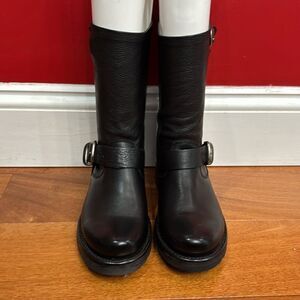 NWOB Frye Veronica Short Women's Black Grain Leather Western Moto Boot Size 5.5